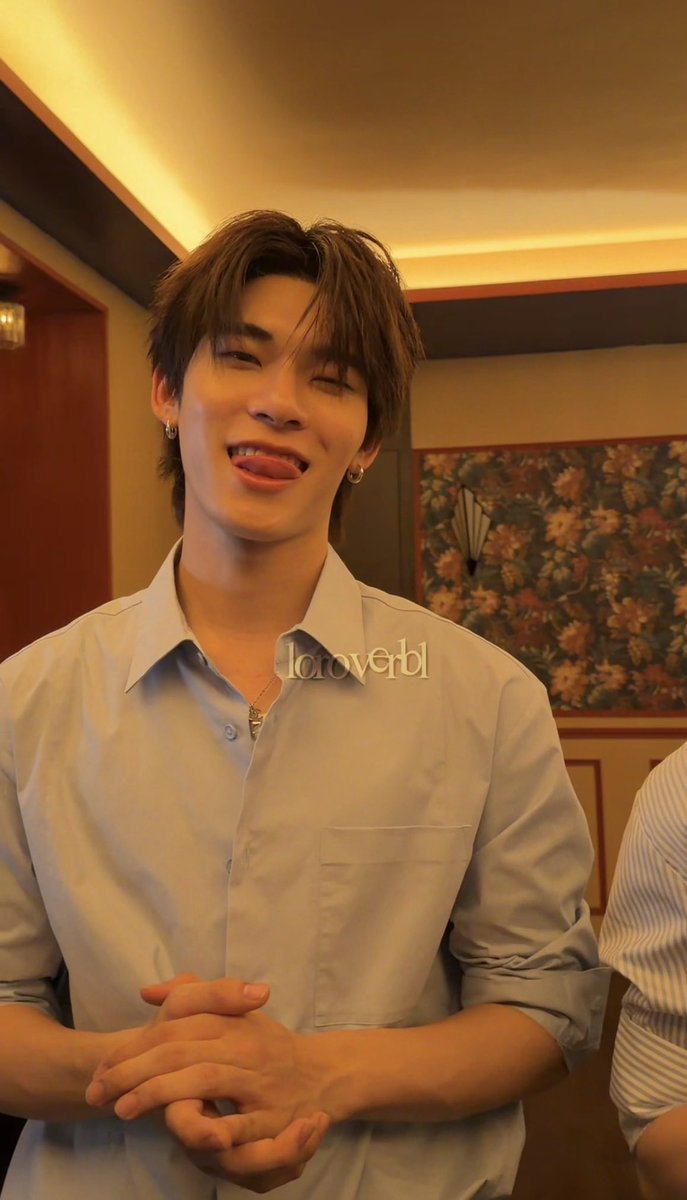 wcd_bh's tweet photo. ก็ต้องให้เขาจริง ๆ อะท่านี้ ใครทำไม่หล่อเท่าออริว่ะ #.ท้ายเฮียตี๋ https://t.co/P7z5GtZCYe