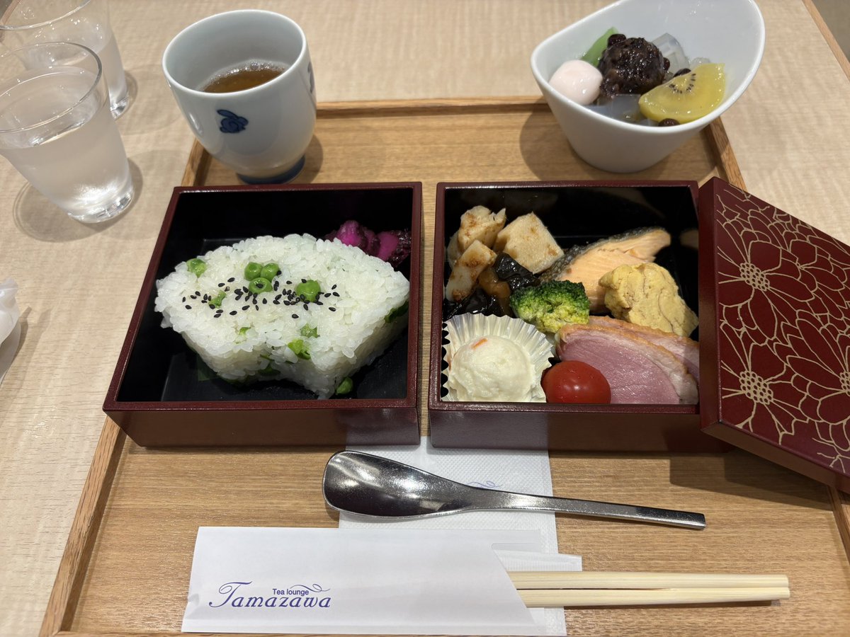 162Salamander's tweet photo. 今日の一番町
おこわランチを食べました https://t.co/U6TMnUDWOW