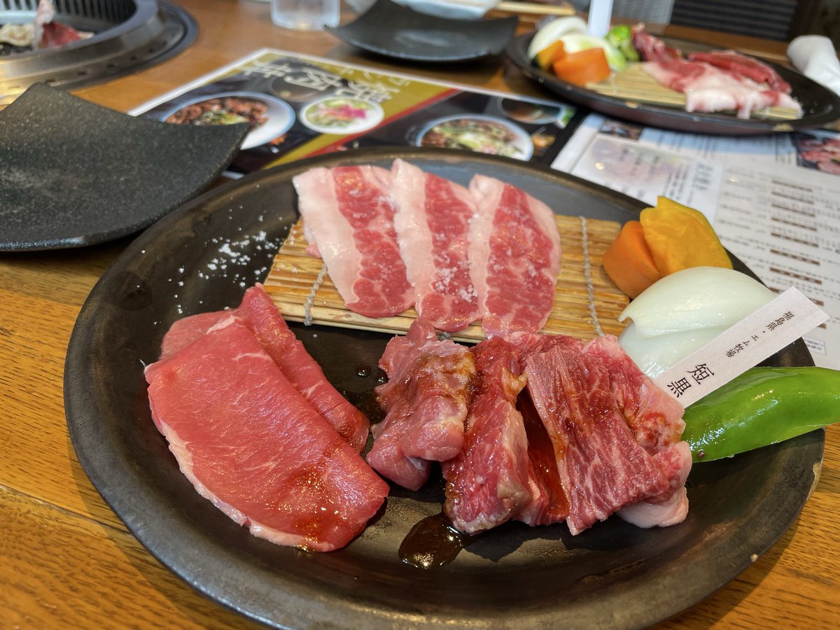 mena_1153's tweet photo. 焼き肉美味かった！
奢りあざす✋🏻 https://t.co/ZN3MzwhZ4i