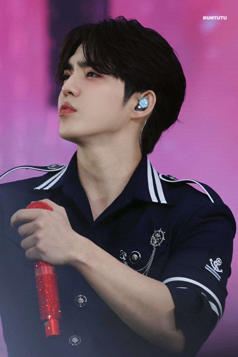 Runtutu19's tweet photo. 20260620 CARAT LAND D1

#SCOUPS #에스쿱스 #승철 #최승철
#エスクプス #세븐틴 #SEVENTEEN #崔胜澈 https://t.co/A4hFwXiwpf