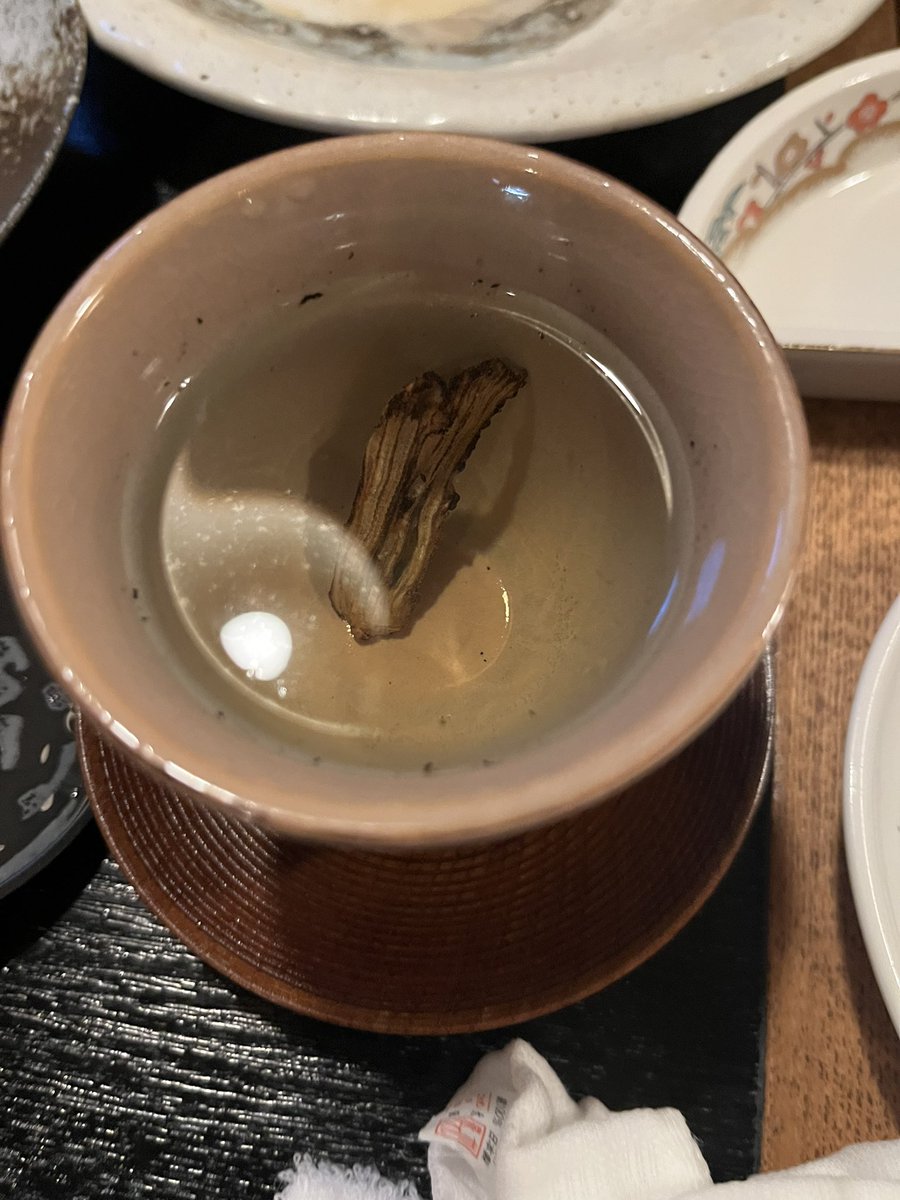 studiotayler's tweet photo. 昨日はスタジオタイラー河豚会🐡
初河豚の若者参加も多くてとても良い会、
2件目は焼き鳥会、3件目で撃沈🍶 https://t.co/eAk0t2dDOv