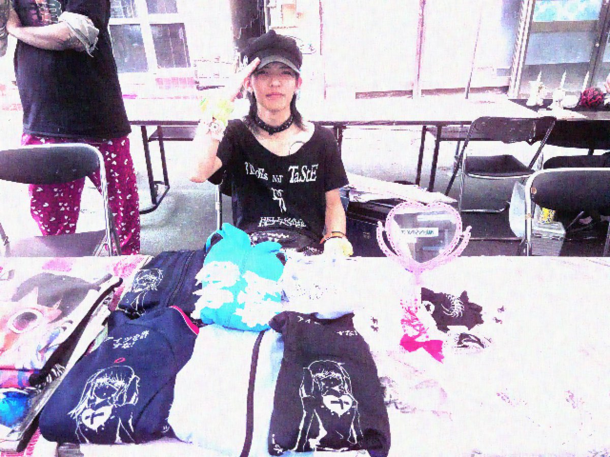 _kowaku's tweet photo. ライブステージ側のテントにて出店しております🕷️🎀

#サブカルフリマ https://t.co/uUMziEu5BQ