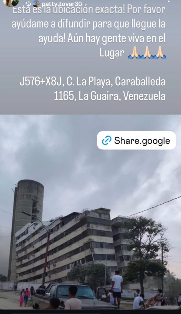 AlexaGomezDos's tweet photo. Me reportan familiares del doctor Marcos Sánchez, que en y su familia aparentemente se encuentran con vida, pero tapiados en la residencias Caribe en Caraballeda. Debajo de los escombros se escucha gente, pero los pisos de abajo quedaron más abajo y no cuentan con la maquinaria para sacarlos 😭😭 Gracias por su difusión.