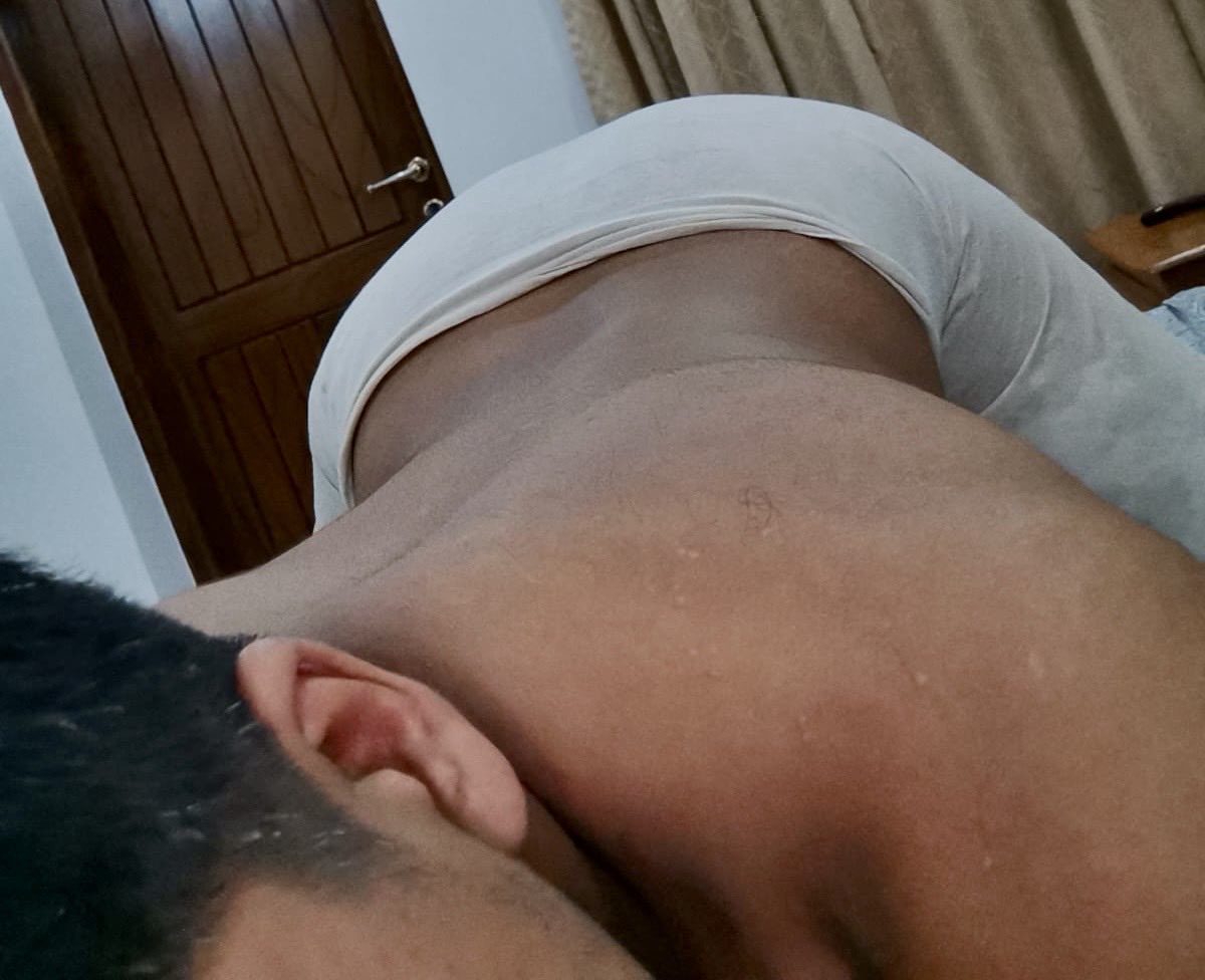 arjunbimi's tweet photo. Late night shenanigans!!!!!
#mallugay https://t.co/7VTemOQ7dv