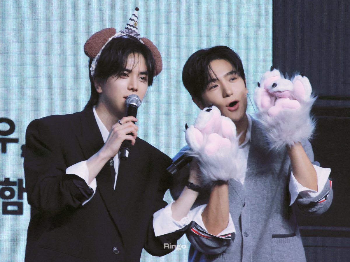 Ring0Vie's tweet photo. 🐾260627

#영훈 #현재 
#더보이즈 https://t.co/mj84WIAM2i