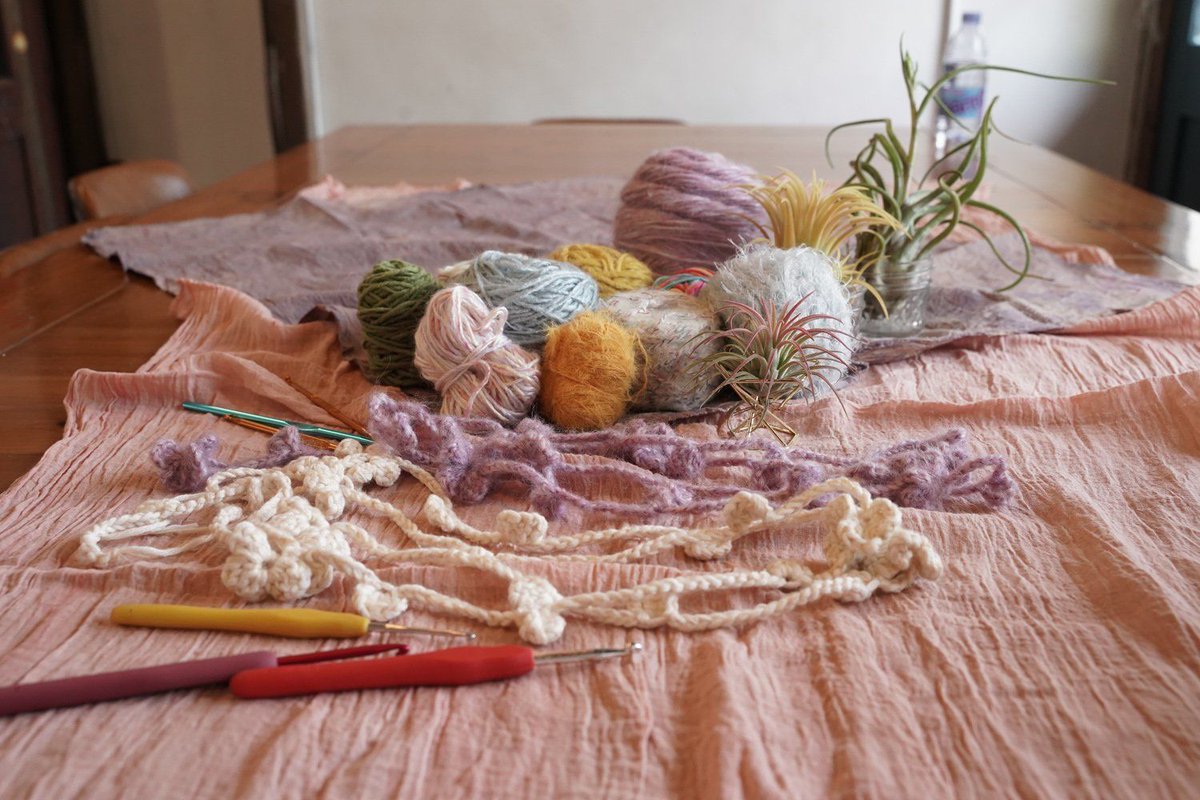 mjruiz992743757's tweet photo. Crafting cozy knitted scarf on a rainy Sunday! Soft yarn + half-finished stitches = perfect self-care vibe https://t.co/nPu2mWHlVO