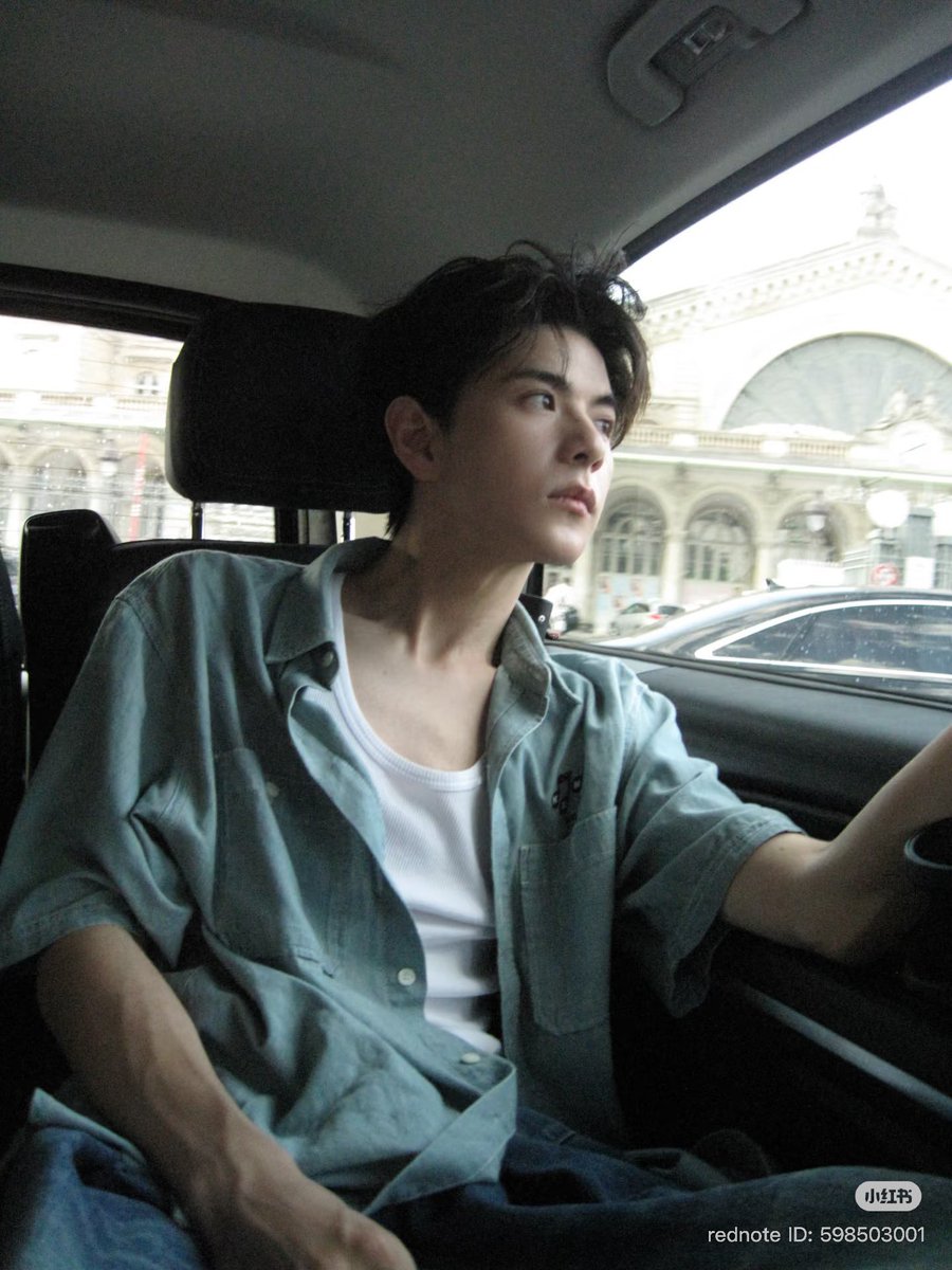 hannawithanh_'s tweet photo. elio updated his xhs 🥹

YALL HE WANTS ME DEAD

#lyusitong https://t.co/IpYsR46bLv