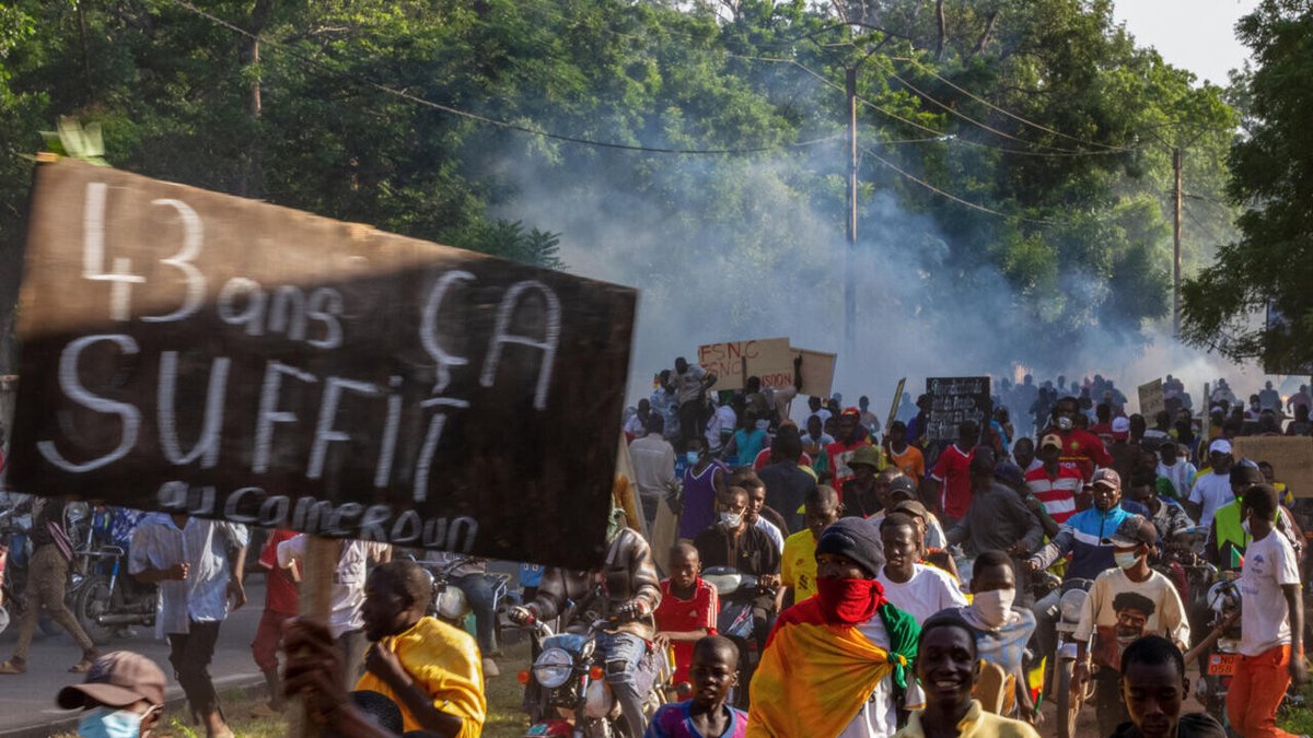 RFI's tweet photo. Cameroun: les détenus de la crise post-électorale abandonnés à leur sort, dit l’un de leurs avocats
➡️ https://t.co/c2YUWX9GvC https://t.co/RfotPUCT90