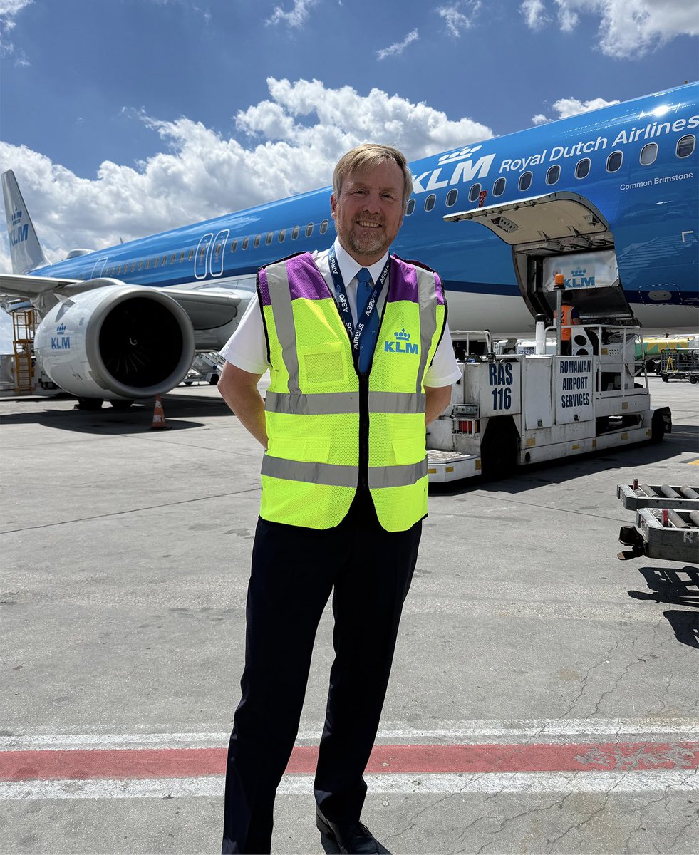 skybudget's tweet photo. オランダ国王、KLMのA321neoで初フライト 737退役に伴い新機種へ移行 https://t.co/H0YVT050JE https://t.co/mk7MsJKv7w