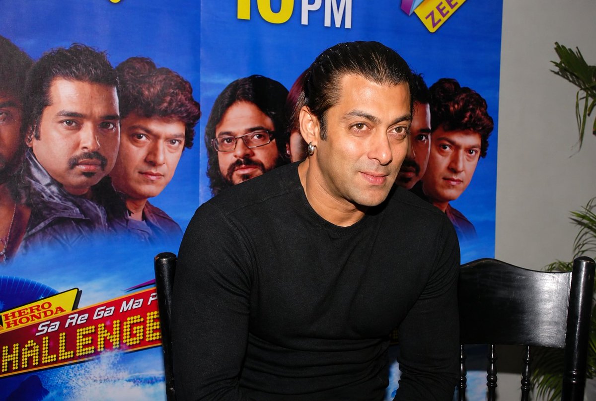 salmanka_sainik's tweet photo. Blessed with good looks 🔥🔥 https://t.co/3qrUUDb648