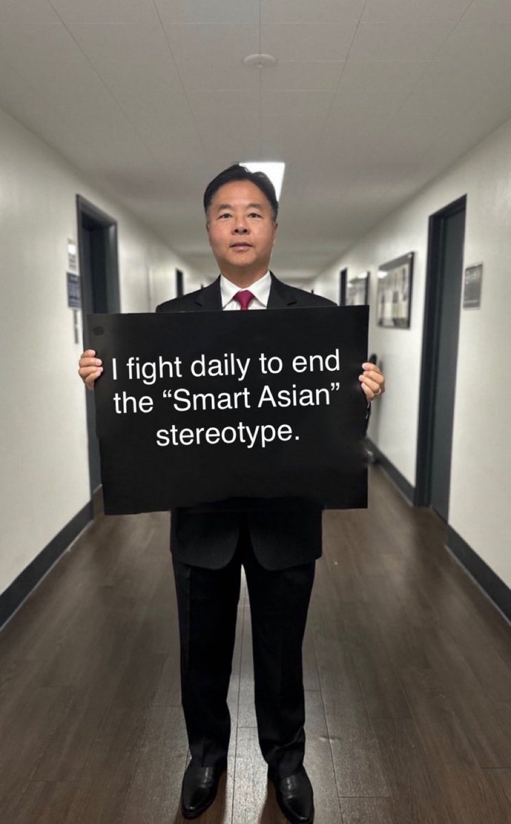 Kraken_Addict's tweet photo. @tedlieu @realDonaldTrump https://t.co/Az89CJOkR7