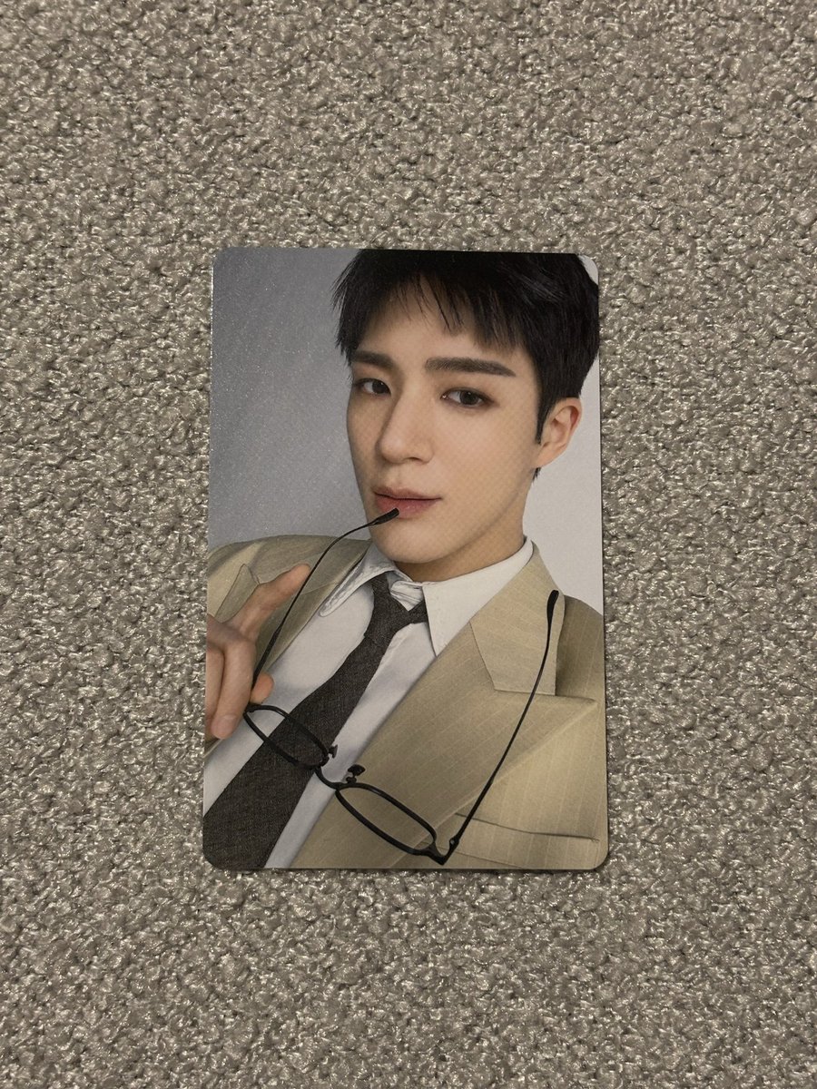 ddmmae's tweet photo. NCT JNJM ペンミ トレカ 交換

【譲】写真1枚目

【求】写真2枚目

28日会場で交換 or 郵送交換です！
お気軽にお声掛けください🥺🍀 https://t.co/jYjVsUogXp