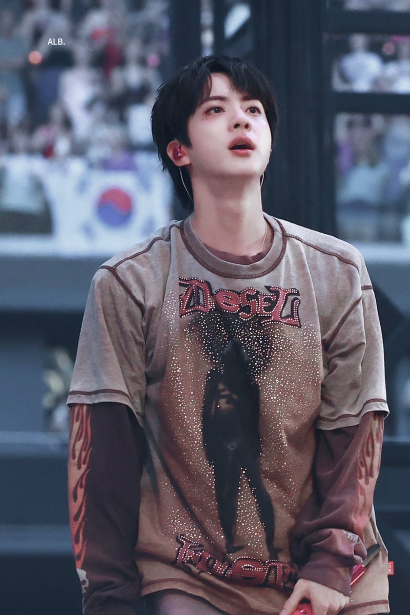 ALittleBraver92's tweet photo. 260627

#방탄소년단진 #김석진 #석진 #진 #BTSJIN #JIN 
#BTS_WORLDTOUR_ARIRANG
@BTS_twt https://t.co/BT2VHxEIEc