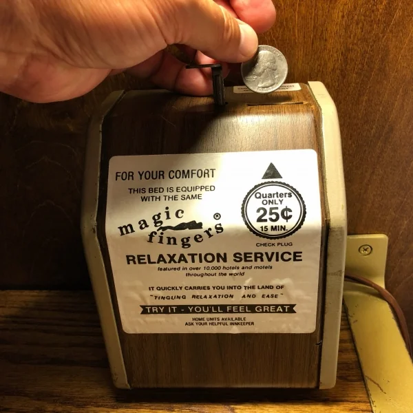 m_mceasy's tweet photo. @washghost1 If would vibrate the room but not the bed. If you want the bed to vibrate, it will cost you 25 cents https://t.co/8M1zXHWttx