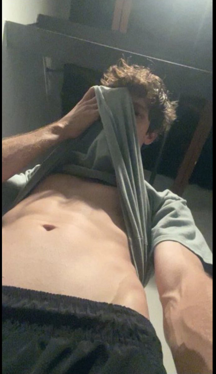 danieloloni3's tweet photo. Hot bait files🥵🍆, mega links and VIP group/channel for lifetime access.. I'm also taking bait requests. 

Hit me up https://t.co/hy3h1tYe6D

#Baited #baitrequest #baits #BaitedStraights #chundai #baitedguys #wataa #baitedboy #gay https://t.co/X9e4SKP4c6