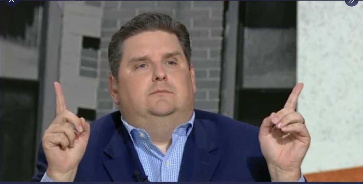 ryliljenquist's tweet photo. @PlayoffDude NBA fans when they see one discrepancy, with one of the 450 players in the league https://t.co/woYomFGyGU