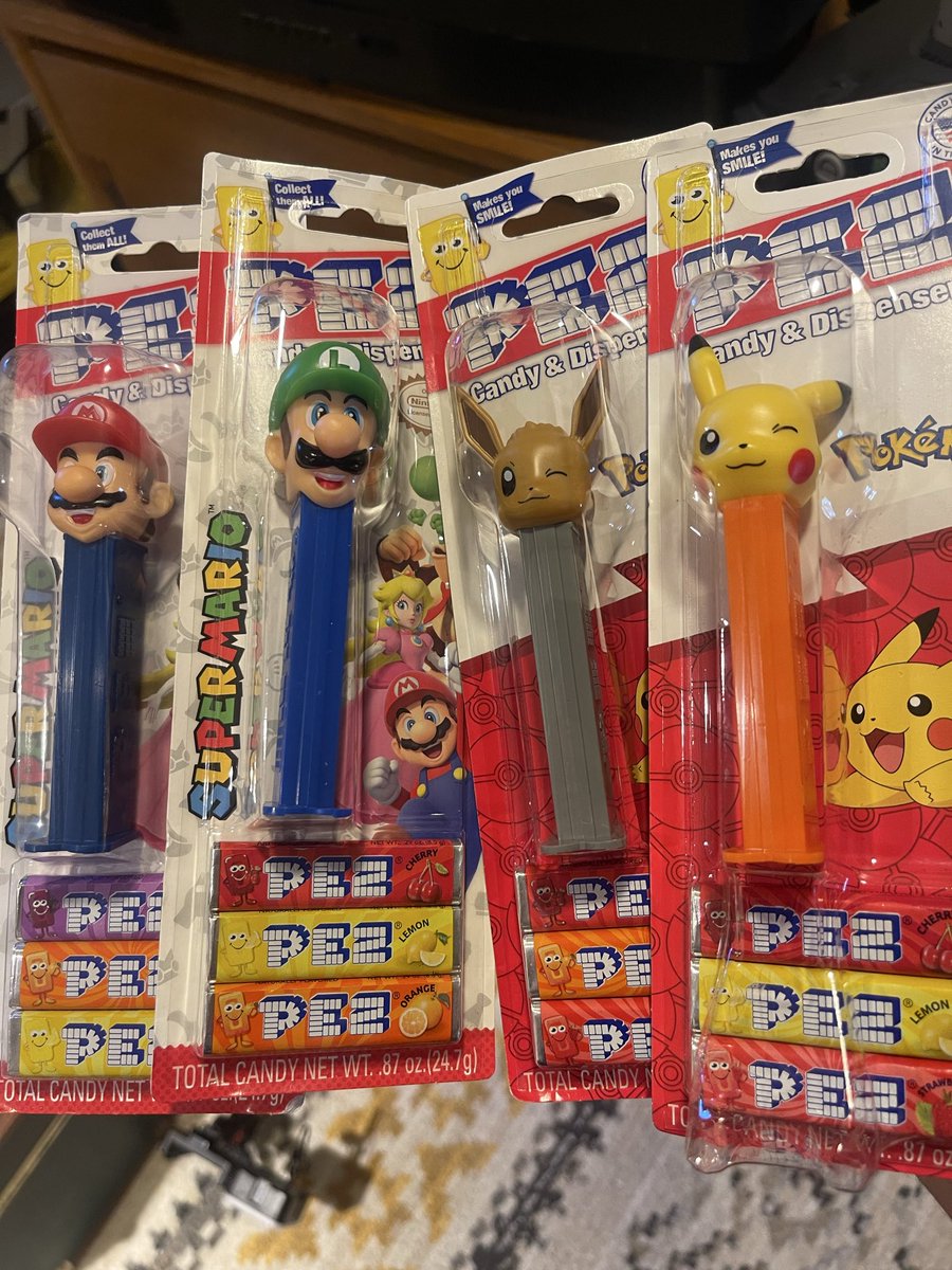 JohnsonHusky's tweet photo. Went to the store for potatoes and came back with Luigi and Eevee. 

Idk why I’m hoarding candy like Heavy Weights. 😆 https://t.co/MxbrPSGwie