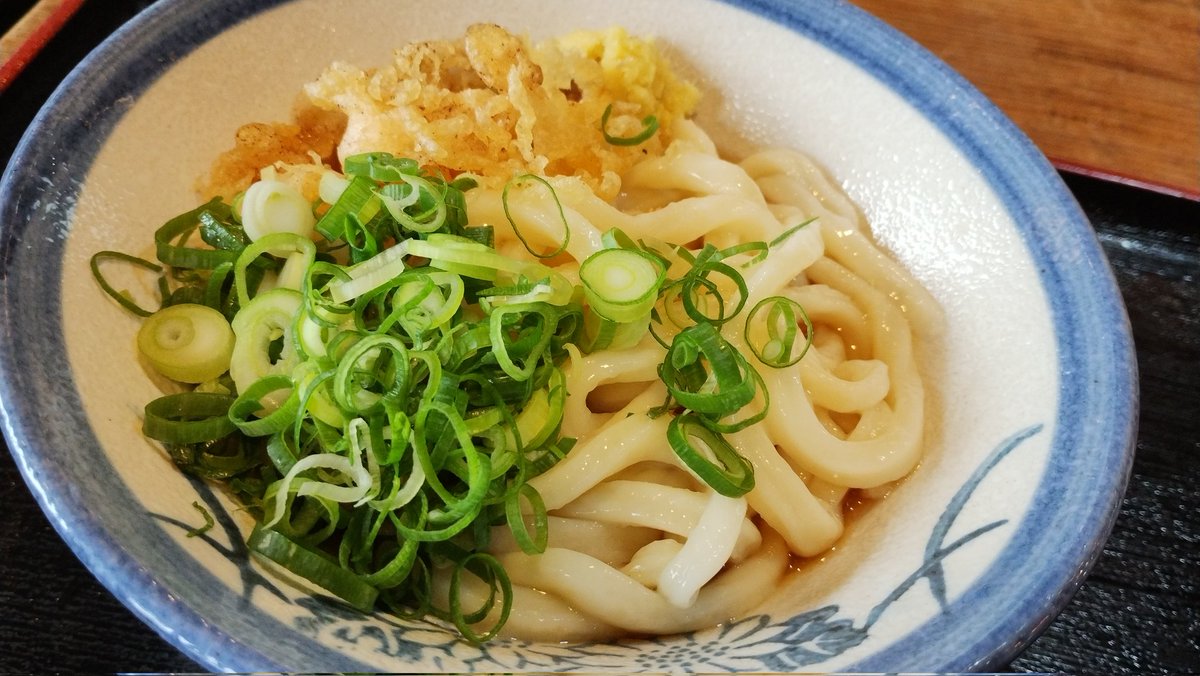 zaruwan2's tweet photo. ヨコクラうどんで朝飯 https://t.co/Glldvsa5r7