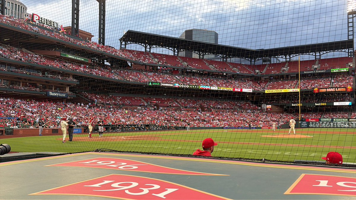 killafine's tweet photo. The cardinals doing nothing will continue until morale improves https://t.co/YqbOlA7ijQ