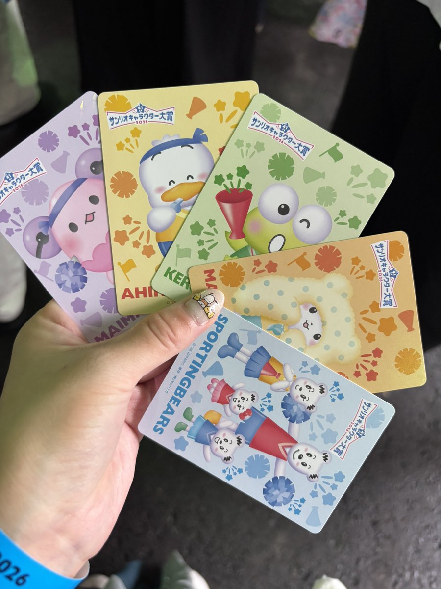sana_runrun's tweet photo. サンリオフェス2026 サンリオ ノベルティ エントリー90キャラクターカード 交換

譲:けろっぴ ペックル まるもふびより スポーティングベアーズ まいまいまいごえん(ホロ)

求:シナモン シナモロール ポチャッコ

本日会場におります。お心当たりのある方よろしくお願いします🙇 https://t.co/MMy7RJB1ah