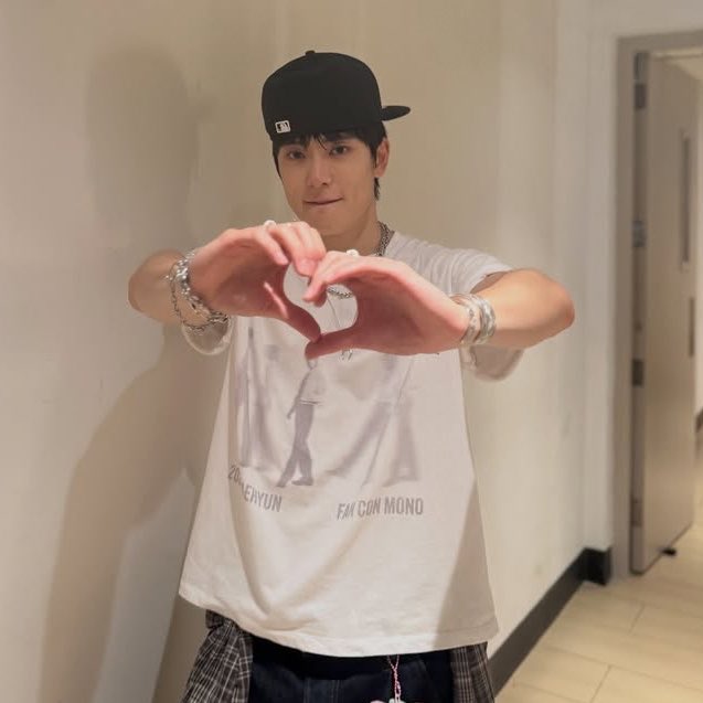 cnnamngurl's tweet photo. ㅤ

                                         13th.💙
 ㅤ https://t.co/X8tNTjpnyj
