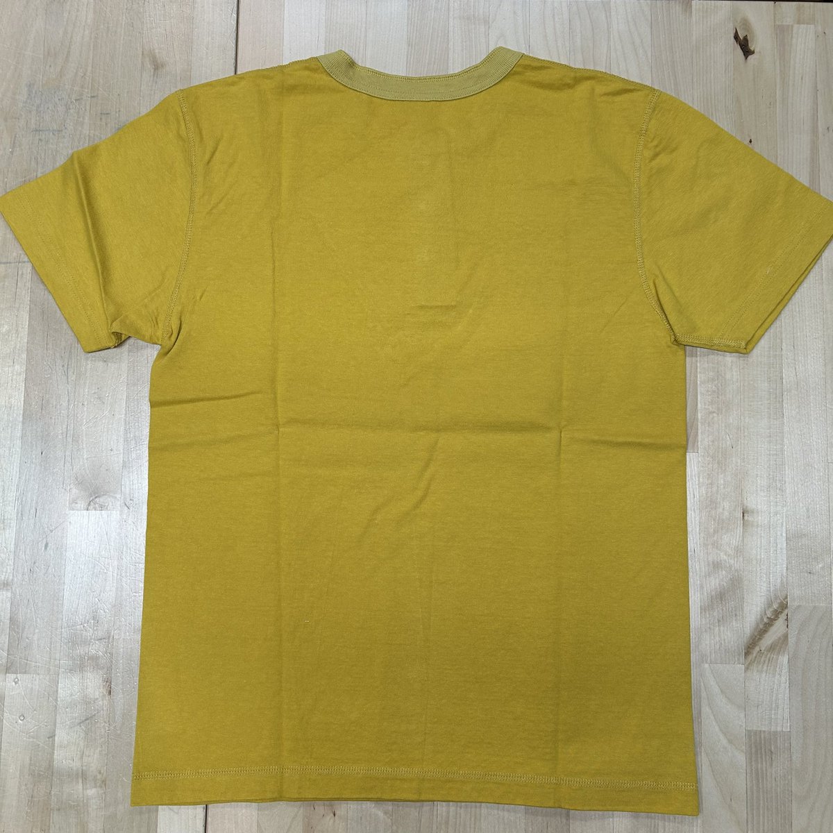 j_mochi's tweet photo. 【BARNS OUT FITTERS】
【品番:BR-8146-53(MUS)】
「COZUN HENLEY NECK TEE」
 素材:綿100% 日本製 
https://t.co/atbocxu8mf https://t.co/wvKKjXrhbh