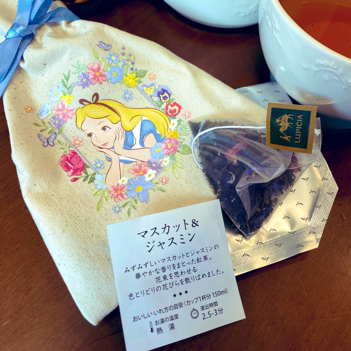 EfanAlic's tweet photo. ルピシアさんと　ふしぎの国のアリスの紅茶🫖
爽やかで今時期にぴったりでし��♪ https://t.co/U550tp6wOf