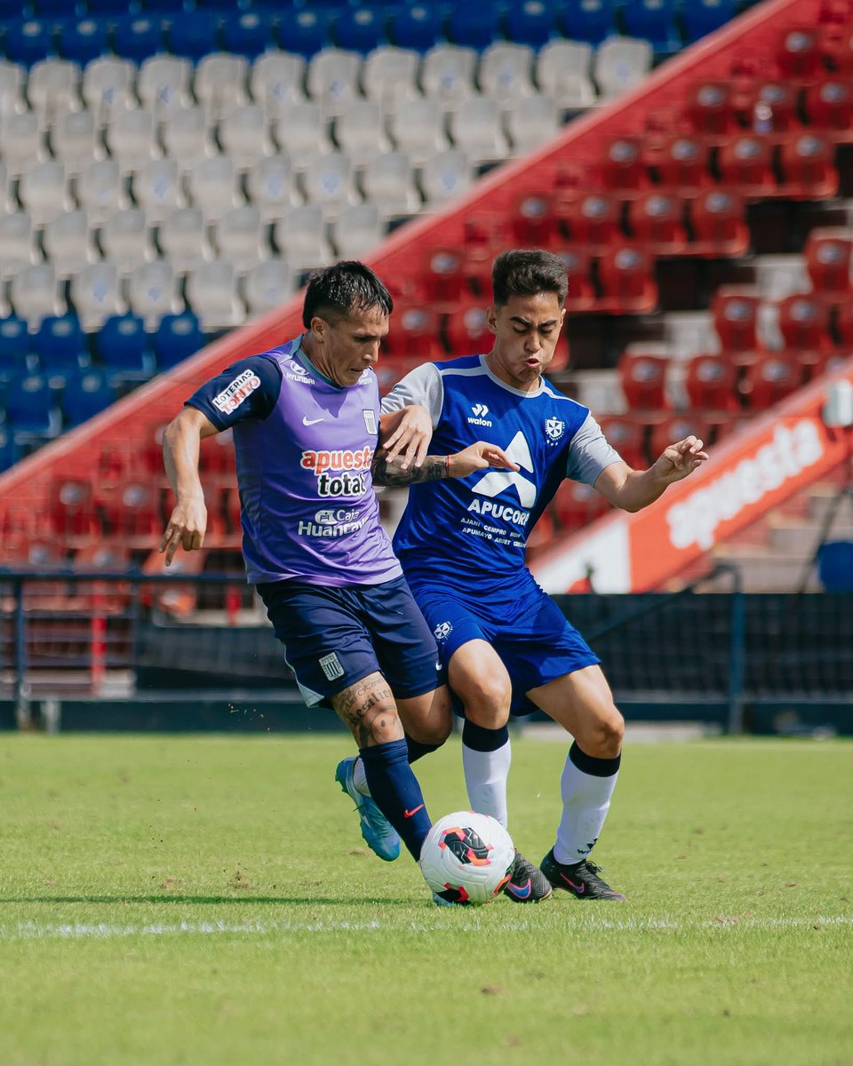 Nikkeigrone's tweet photo. Partido de práctica en Matute ⚽️
Alianza Lima 4️⃣-3️⃣ Universidad San Martín
Goles:
Geray Motta ⚽️⚽️
Piero Cari ⚽️
Josué Estrada ⚽️ https://t.co/7hb1urPiDB