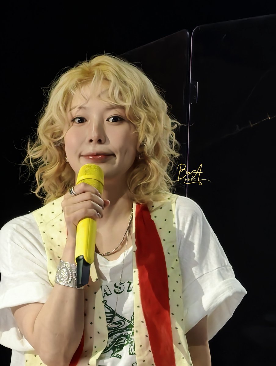 Reee_G's tweet photo. BoA's cute moments @ BoA The MIC https://t.co/HLMKeax7kr