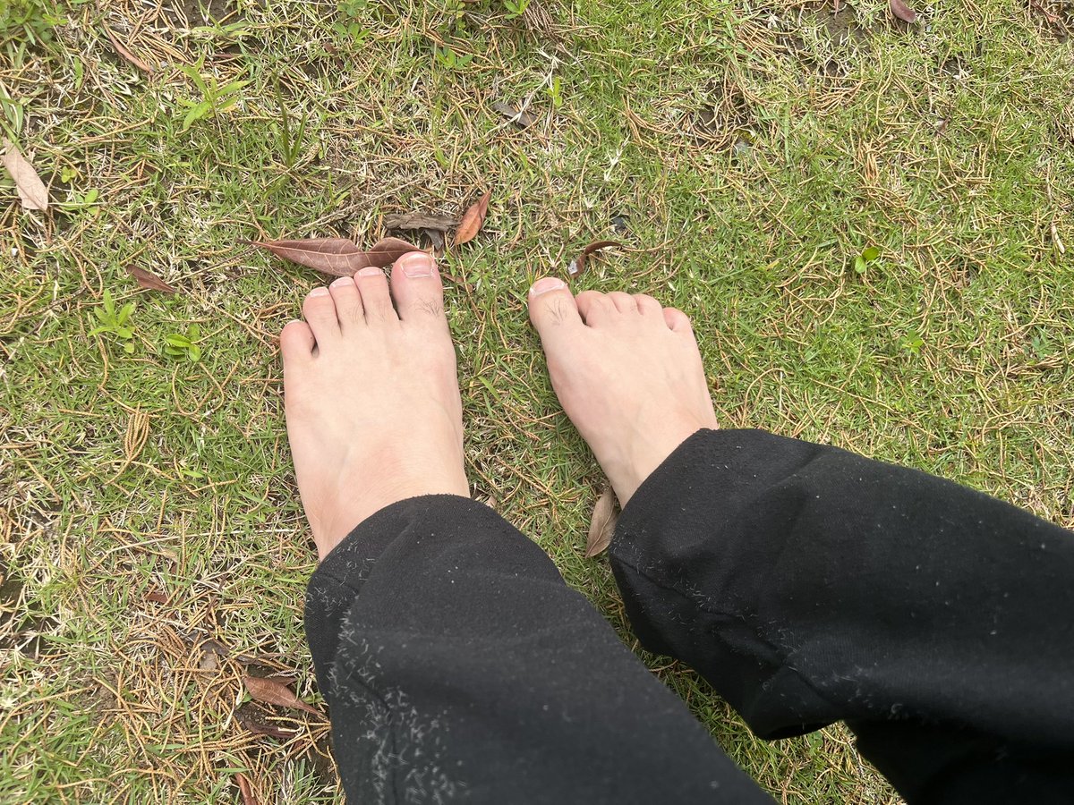 LunarHealWisdom's tweet photo. #Grounding #Earthing https://t.co/rsjwaBLuT2