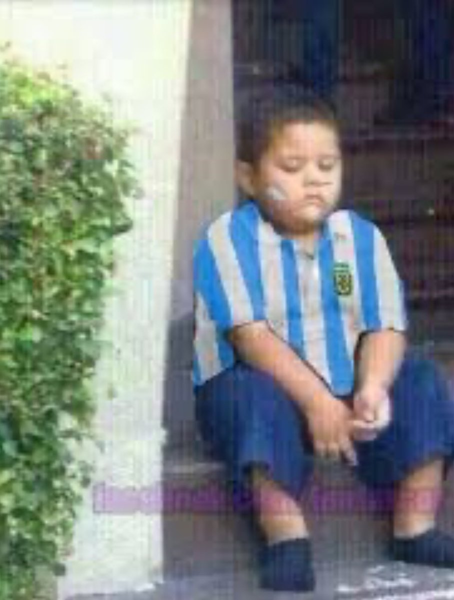 NareDangelo's tweet photo. Ya me comí todo lo que había comprado para el partido. https://t.co/zLmOtoyBAA