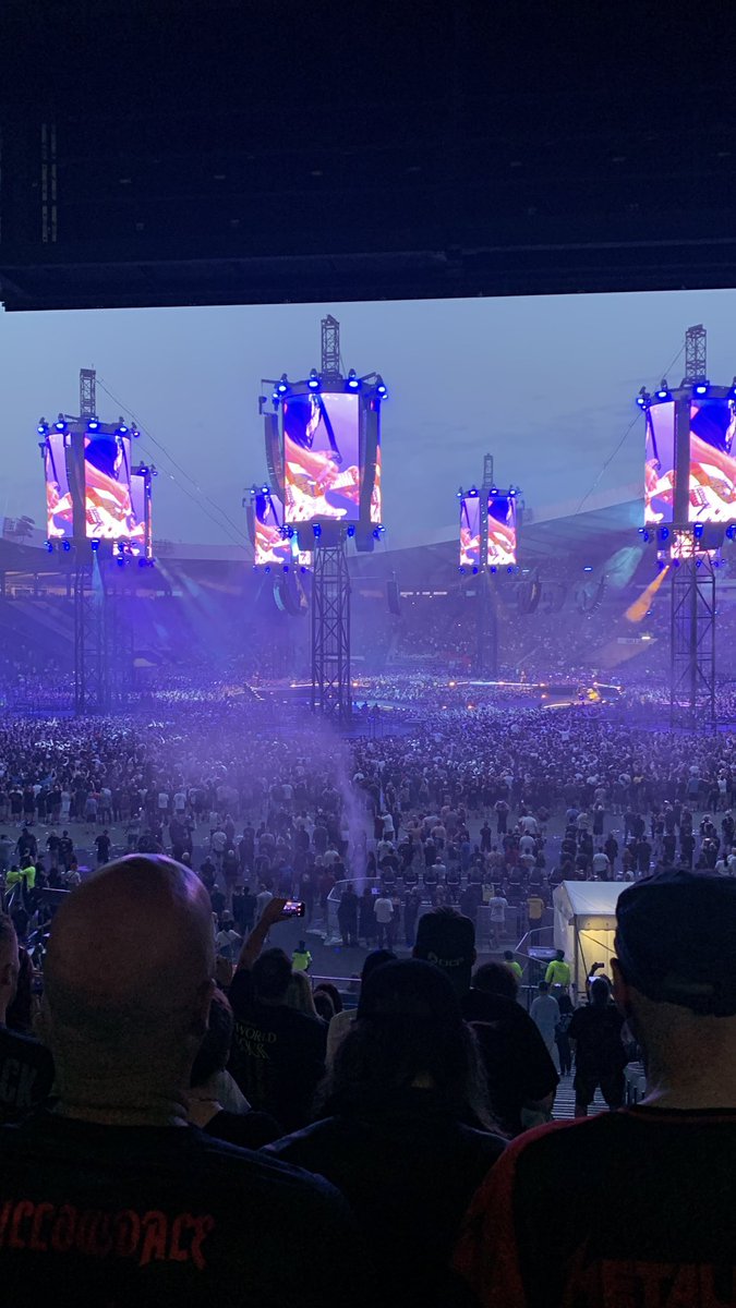 TonksStephen's tweet photo. #metallica #hampden #m72worldtour  phenomenal gig at Hampden Park for Metallica M72 tour ❤️🏴󠁧󠁢󠁳󠁣󠁴󠁿🤘 https://t.co/EcjtRHqxVX