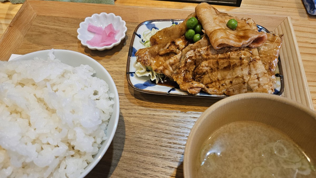 tigermachan's tweet photo. #おいしい証拠 #完食でした 
#千葉 #成田市 #豚丼屋 #TONTON で、#豚ロース定食 を、食べた。
ご飯がすすむ（笑） https://t.co/au5nyEDVQv