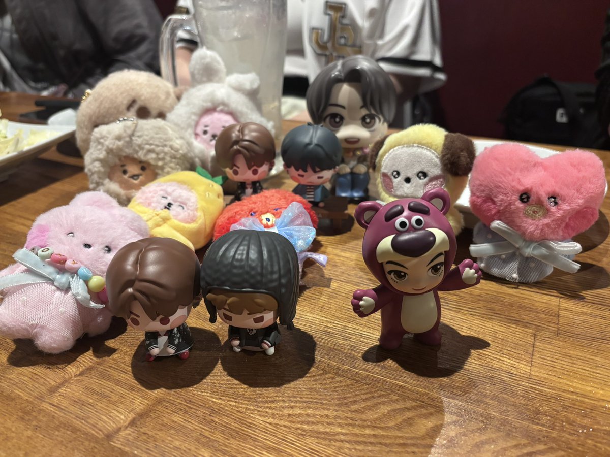 aaa3jsbko's tweet photo. 昨日は3代目のドームライブ💙
席が神すぎてファンサエグすぎた😇✨💕
4人で入ったからめっちゃ楽しかった！
その後は初めましての方も含め
6人でご飯(安定の人見知り発動ㅋㅋ)🍚
これもまたすごく楽しかった🤭✨✨
今から大阪へ大移動してお次へ≡≡≡ﾍ(*--)ﾉ https://t.co/SVsKGYkI0R