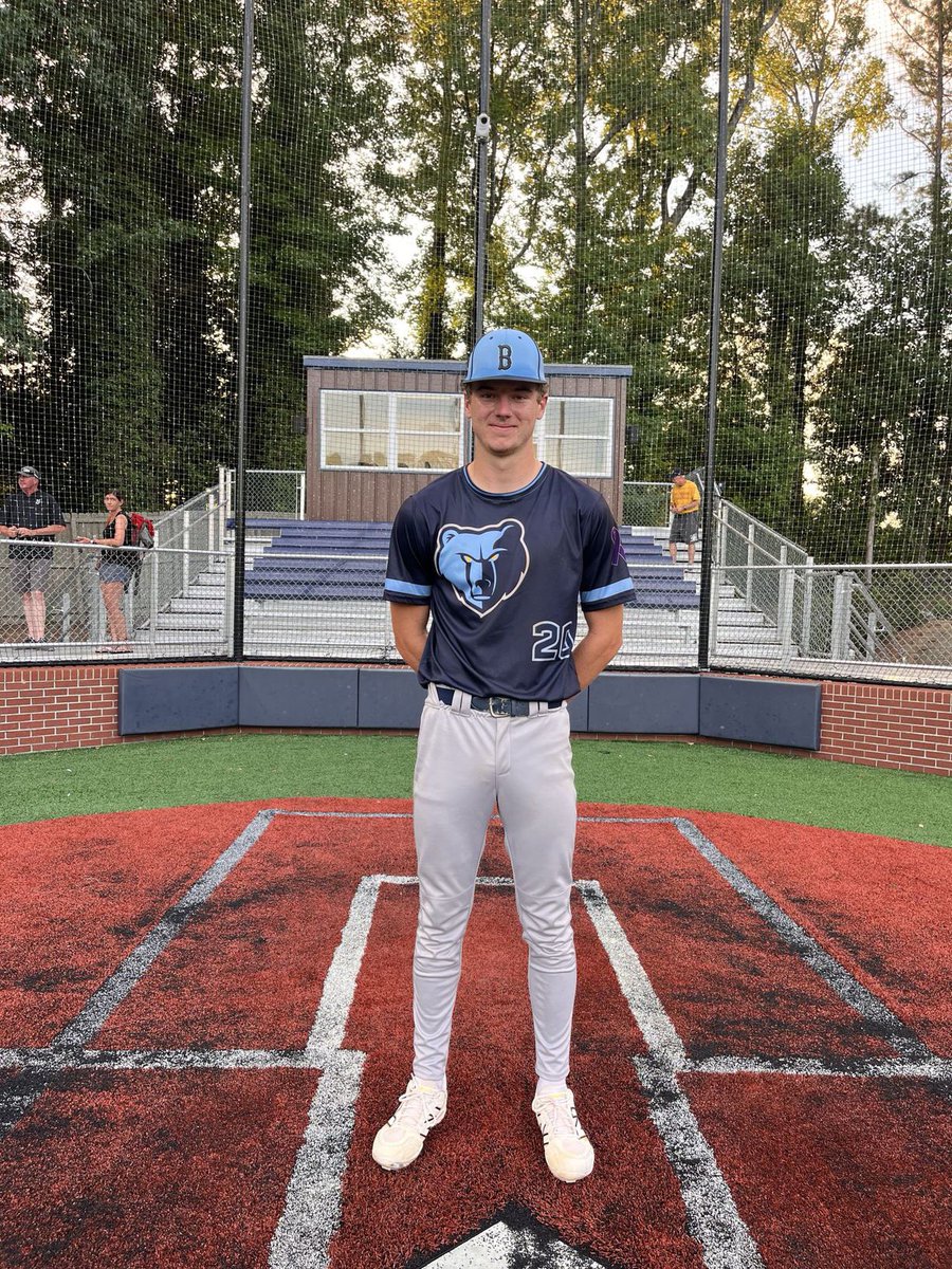 GatewayBruins27's tweet photo. @athmer_25 
@C3NTRALBASEBALL 

Alex Athmer with a dominating performance at the WWBA with a no hitter.  14K’s  1 walk.   FB sitting 84-86 topping out at 87.  @DeegsBaseball https://t.co/mu1aRGKMay