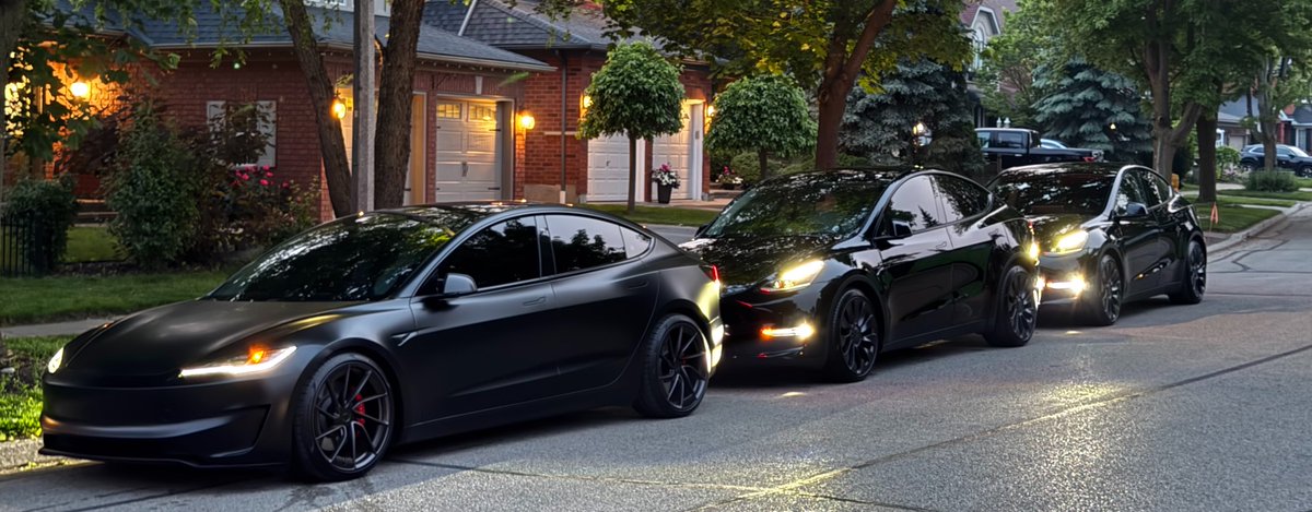 niccruzpatane's tweet photo. Looking forward to FSD V14 Lite for HW3 cars soon!

Tesla said it would release around the end of June. I’ll be making comparison videos between HW3 and HW4 V14 once it’s here.

Ashok said Lite will include the same features carried over from HW4. https://t.co/UoVtbxODw0