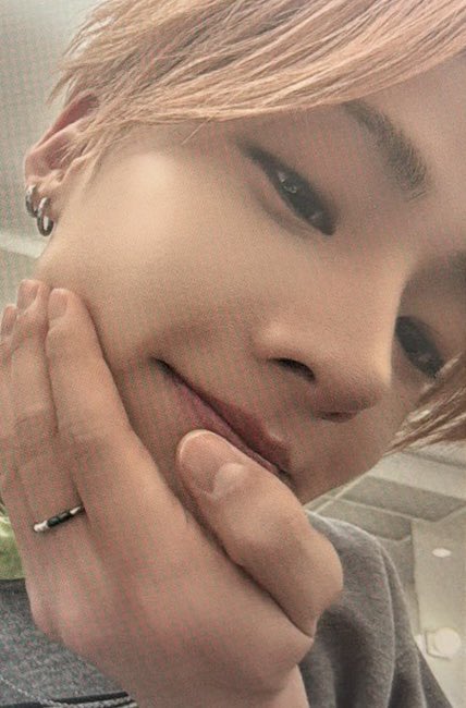 swswxxsw's tweet photo. 일본 팬콘 앨리즈존 포카 상원 모음💟 https://t.co/HEI5AL4xEW