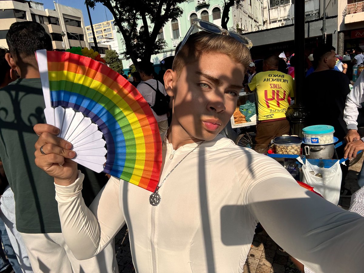 odisyboyyy's tweet photo. Happy pride 🏳️‍🌈🫦 https://t.co/uWOoCBnCUP