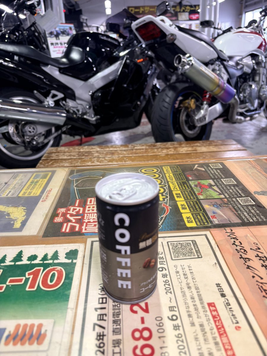 gt8tai's tweet photo. 雨の中車検に持ってきたら
あれ？昼からですよって
… https://t.co/A44bvAZKIE