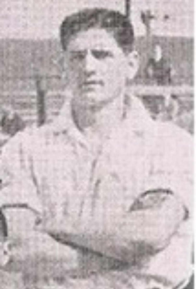 HammerMusePerth's tweet photo. Happy heavenly birthday 2 Stan Johns,born this day in Liverpool,
1924.✍️ from South Liverpool,
playing 4 the mighty⚒️ between 1950-51,making 7 Apps,scoring 2⚽️ in Lge &amp;🏆Scored on debut Vs Cardiff(4-9-50) RIP Stan 😇🍻⚒️⚒️⚒️ https://t.co/6LQRBo1Yde