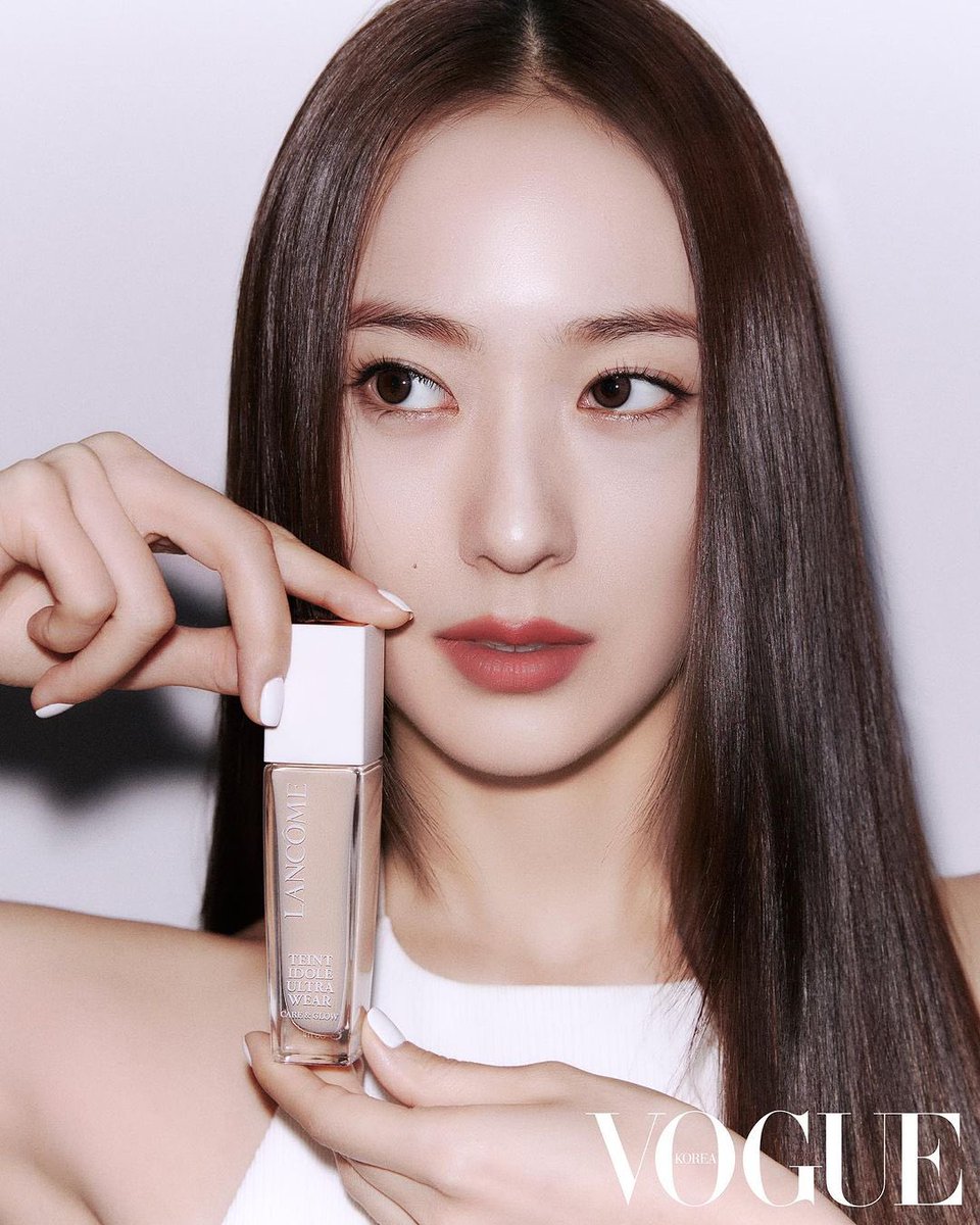 cutee1024's tweet photo. 랑콤 크리스탈 뭐였을까
진짜 뭐였을까.. https://t.co/VqgBzfphxb