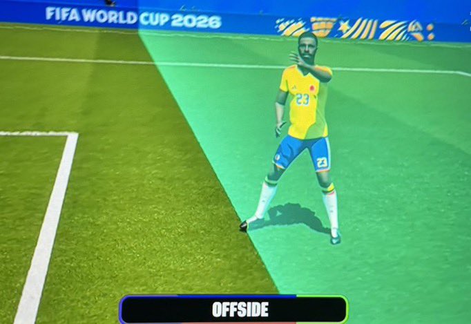 k_psmj's tweet photo. EL OFFSIDE QUE LE COBRARON A COLOMBIA

QUE VENTAJA SACARÍAS CON MEDIO PIE?????????? https://t.co/4c0BHNUWLu