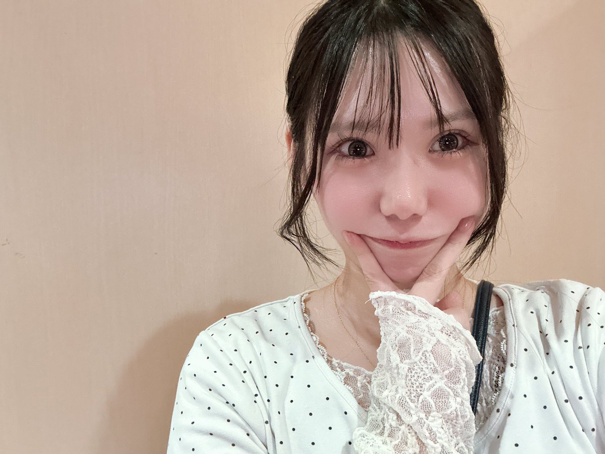 tomoki0817's tweet photo. 昨日の平沢ゆきちゃん🫶

抽選悪く狙い台に座れるか心配だったけど、無事確保😮‍💨

基本１周期でST入るのは良いけど、なかなか続かず🌀我慢して打ち続けたらようやく上位へ💪
時間がきたので上位後即やめで勝ち逃げ☺️

ゆきといえば…。

#平沢ゆき❄️
#コトブキプラス谷在家 https://t.co/0SZaCN8wy2