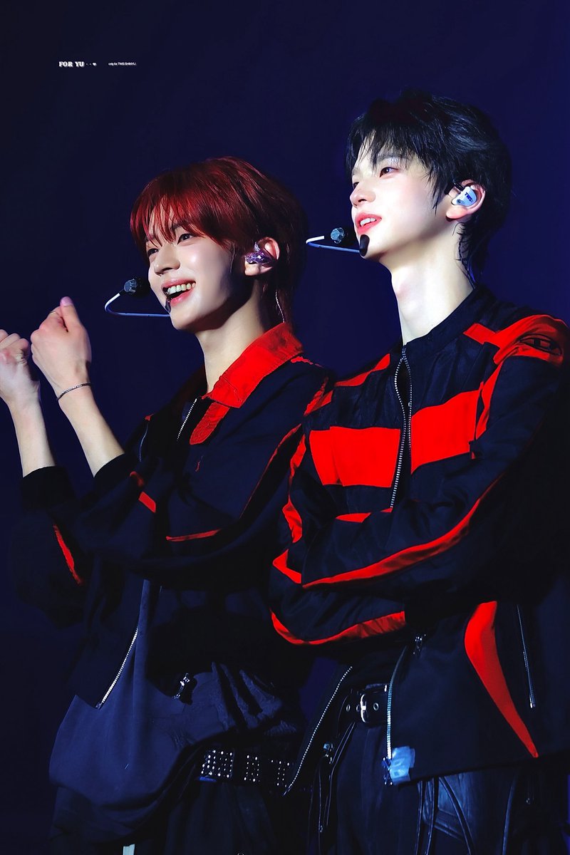 F0RYU1107's tweet photo. 260627 𝗧𝗪𝗦 𝗧𝗢𝗨𝗥 '𝟮𝟰/𝟳:𝗙𝗢𝗥:𝗬𝗢𝗨'

똑앤어어

#신유 #SHINYU #シニュ #투어스 #TWS
#도훈 #DOHOON #ドフン #유도즈 https://t.co/FUYfPUX6nn