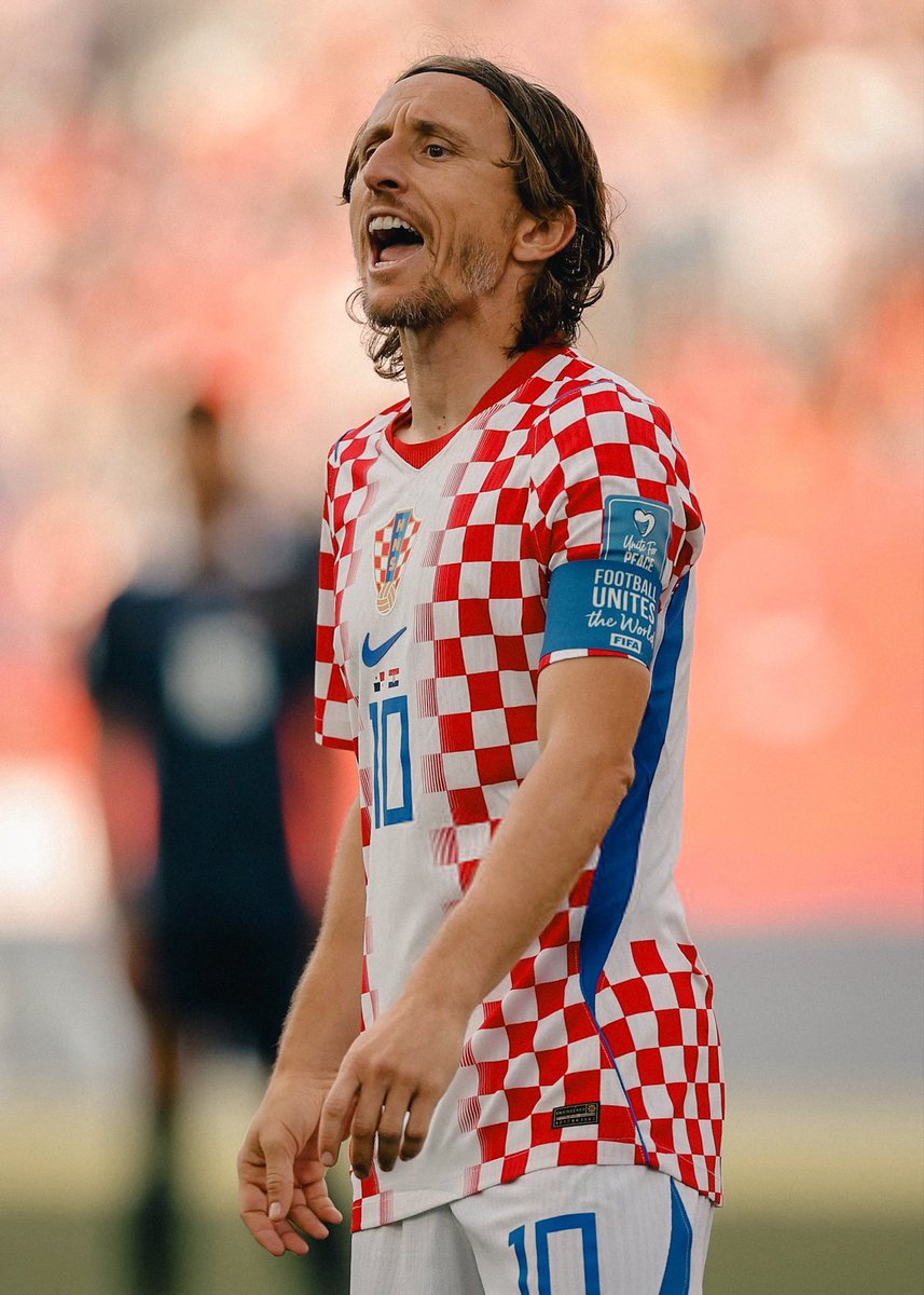 Fooootest's tweet photo. 🚨公式発表🚨

ポルトガルとクロアチアの対戦が決定🇵🇹🇭🇷🔥

🗓️7月3日（金）
⌚️8:00
🏟️トロントスタジアム https://t.co/PEO1MKiJb0