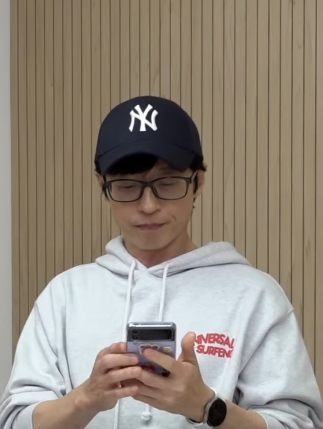 hey_valll's tweet photo. 유재석 보면 왜인지 네잎클로버가 생각남 https://t.co/WmJBdgpFsq