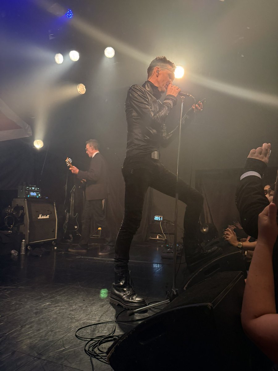 xxxxMiyoxxxx's tweet photo. 26日カメラロール📷①
#HurtPeopleHurtJapanTour20260626
#KoenjiHigh
#raymondwatts #jimdavies @motokatsu_dr 
#pig #schaft #schwein #kmfdm 
#theprodigy #pitchshifter
#madcapsulemarkets https://t.co/u4PtNuFn8x