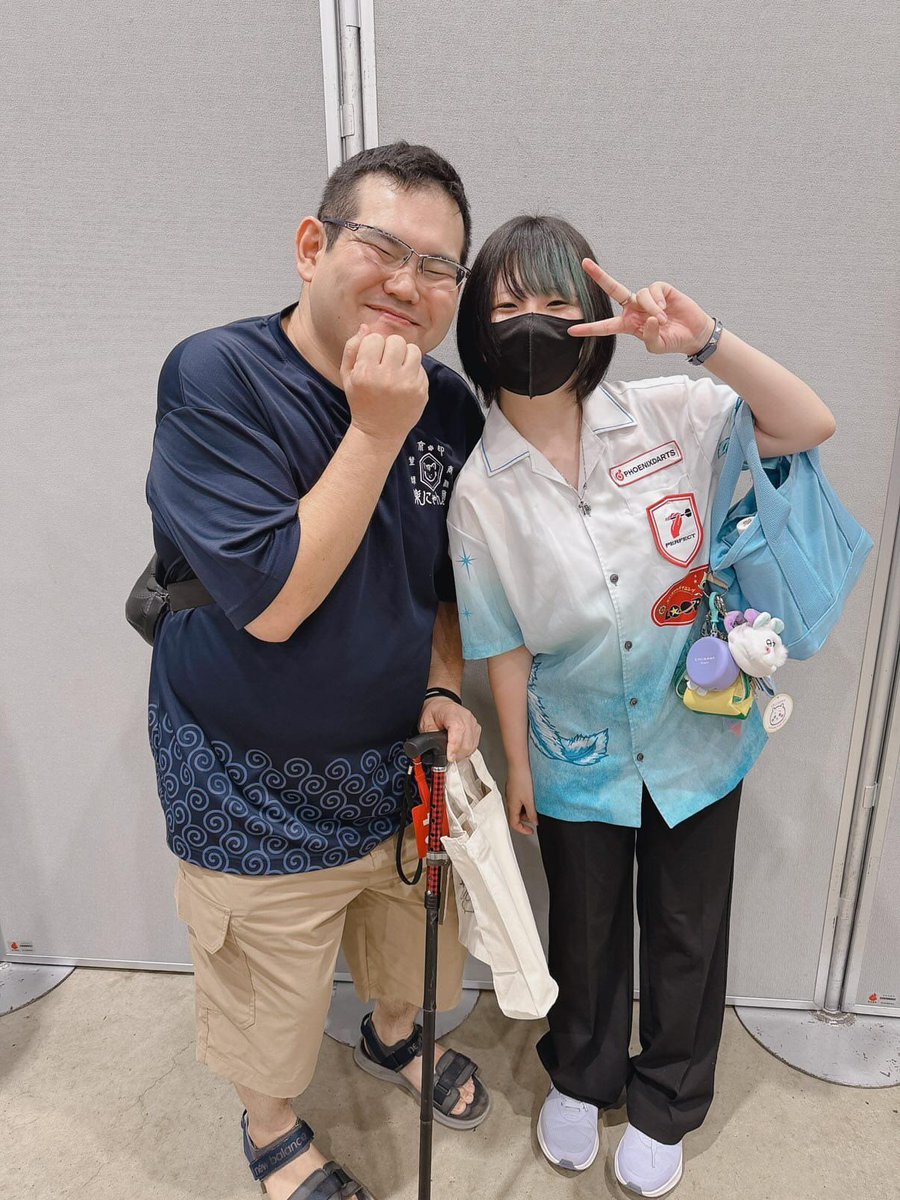 DDOTFPB's tweet photo. "ねねさん"こと、ながしまあゆ(@perfect_ayu_ )プロと🎵
とてもチャーミングで素敵な方です✨

お店のメニューは覚えなくても
見て分かれば良いと思います😊 https://t.co/cBJx9CKXYw