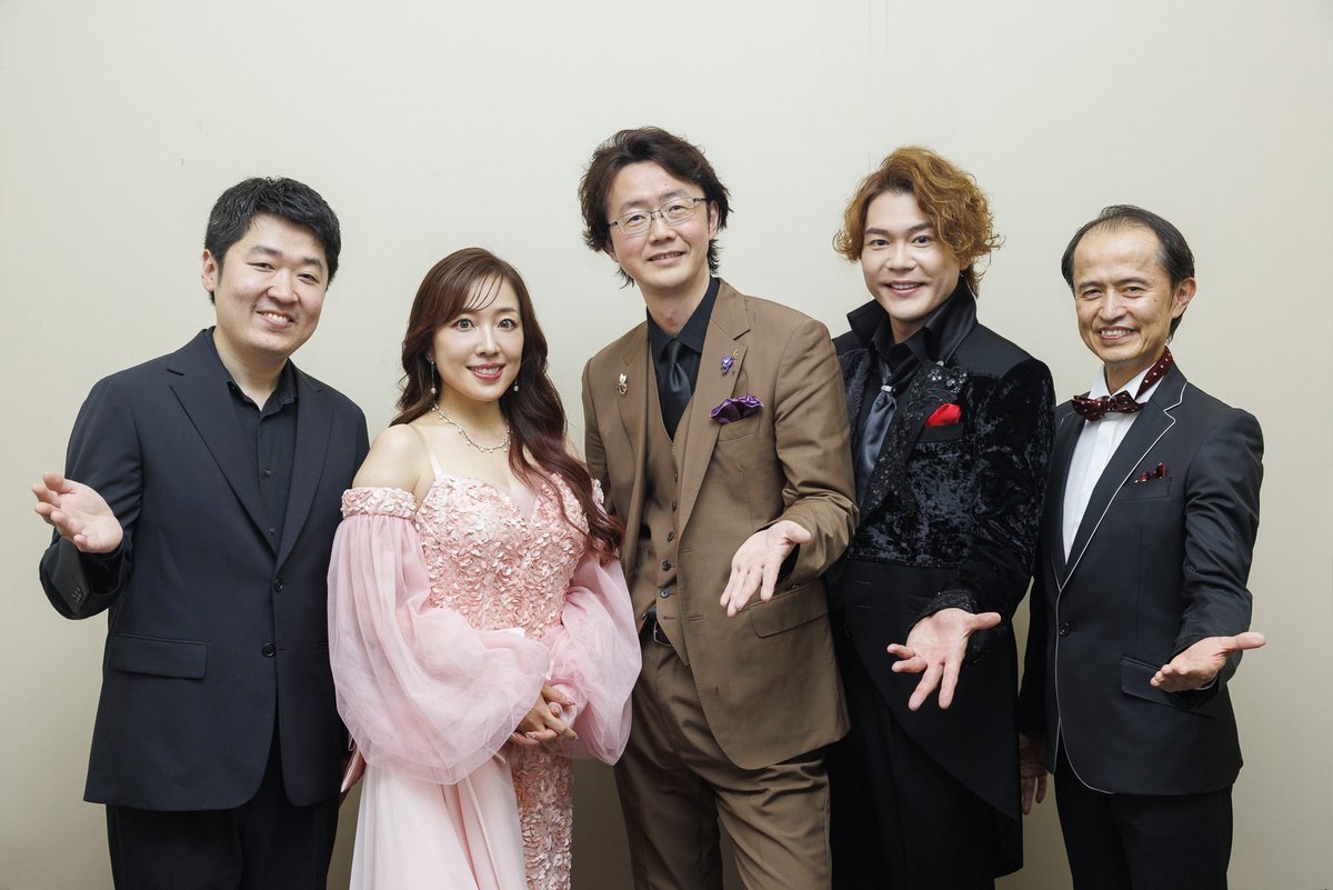 yosuketerao's tweet photo. 大貫祐一郎さん「オオヌキ 50歳の生誕まつり」　
参加致しました。毎回尊敬の大貫さん、お誕生日おめでとうございます！

大貫さん、則竹裕之さん、そしてゲストの平原綾香さん、佐藤隆紀さんと共に素晴らしい音楽、時間を過ごさせていただきました！皆様ありがとうございました😊！！ https://t.co/N6noYRgzLV