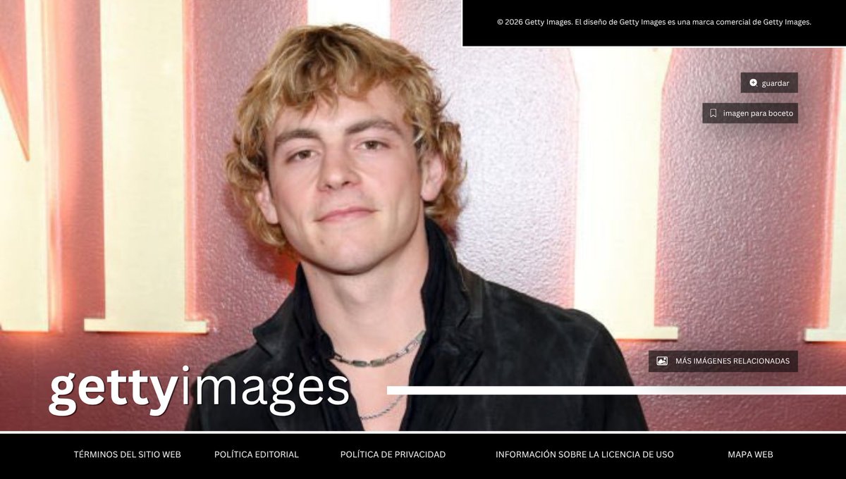 FtGettyImagesRP's tweet photo. © ⁽ 𝚆𝑒𝒃-𝑠𝐢͟𝒕𝚎 ⁾ #FtGettyRP ー 𝗢𝗹𝗶𝘃𝗲 𝗥𝗼𝘀𝗲𝘄𝗼𝗼𝗱 (@filmographes) asiste a la premiere mundial de #OffCampusRP 🥅, una serie de Prime Video. Se lleva acabo el evento en Los Ángeles, CA. https://t.co/2IVdlmlUhO